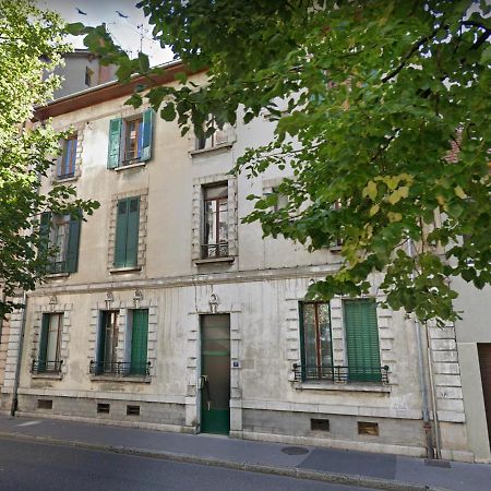 Studio Sous Les Toits Annecy Centre-Ville Экстерьер фото